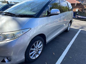 Picture of Sunny’s 2010 Toyota Tarago Ultima