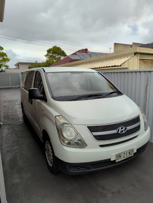 Picture of Hyba’s 2011 Hyundai iLoad 