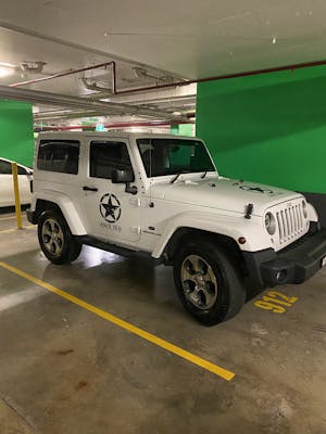 Picture of Nisrin’s 2017 Jeep Wrangler Overland