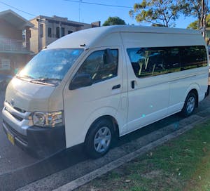 Picture of Rabii’s 2015 Toyota HiAce 