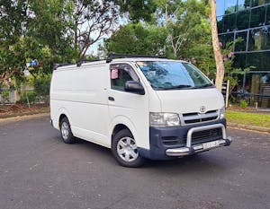 Picture of Jason’s 2008 Toyota Hiace 