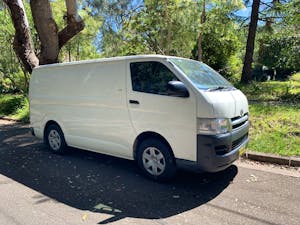 Picture of Will’s 2005 Toyota Hiace 