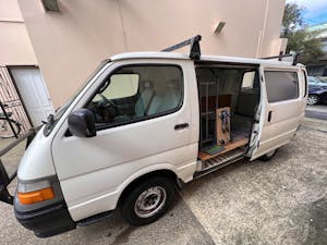 Picture of James’ 2001 Toyota Hiace 2.4 EFI